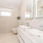 Adria Maria * פריבלאקה