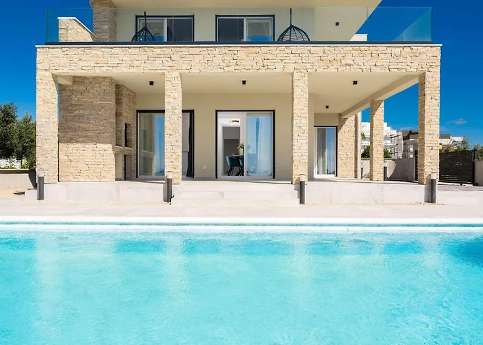 בית נופש Adria Maria *