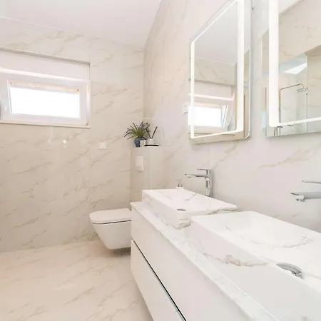 Adria Maria * Privlaka (Zadar)